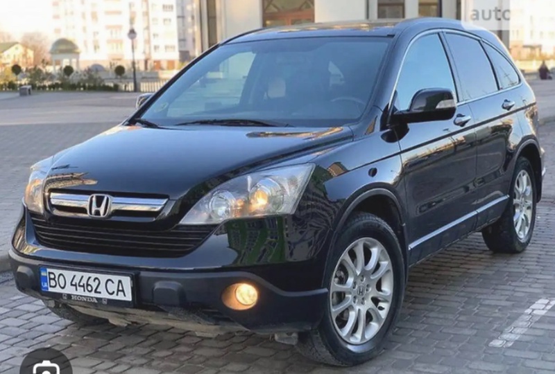 Передний бампер от Honda CR-V год 2008